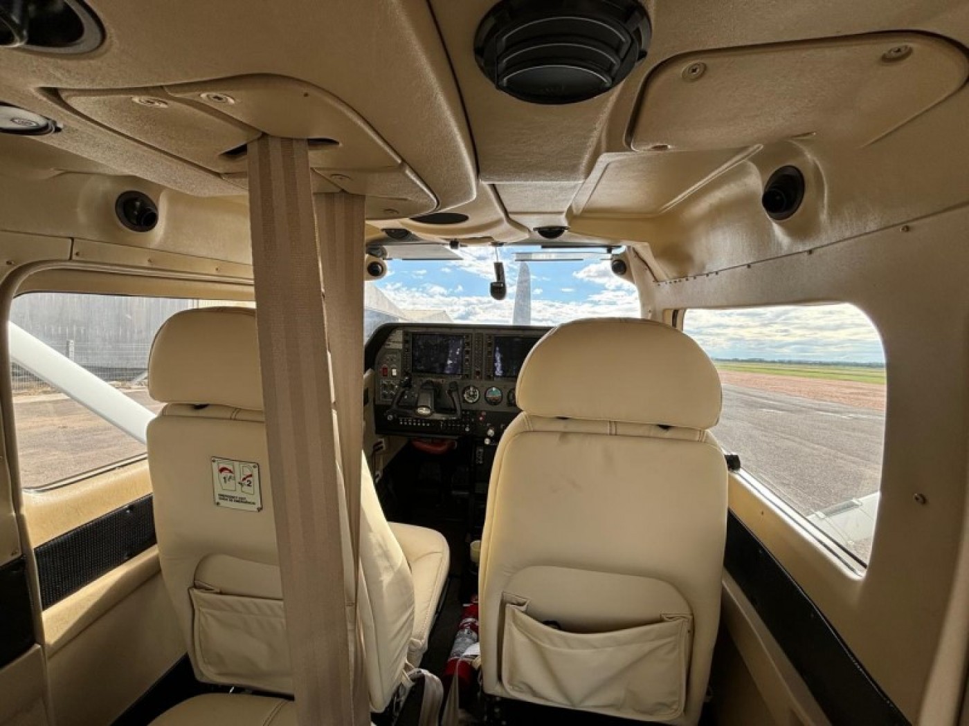 Cessna - Cessna 206 H T206H Turbo Stationair TC | Thales Aviões